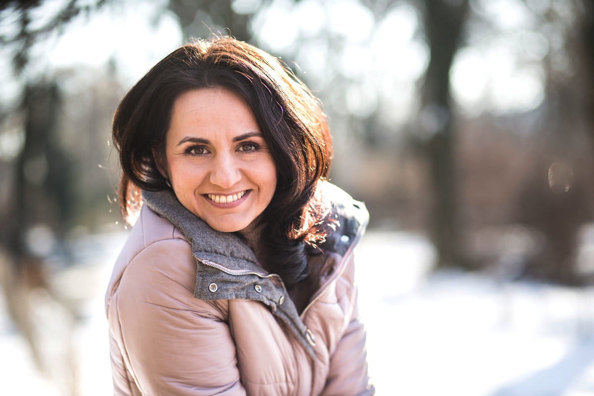 PORTFOLIO 17 Ema Pendiuc - Tv host and Film Producer